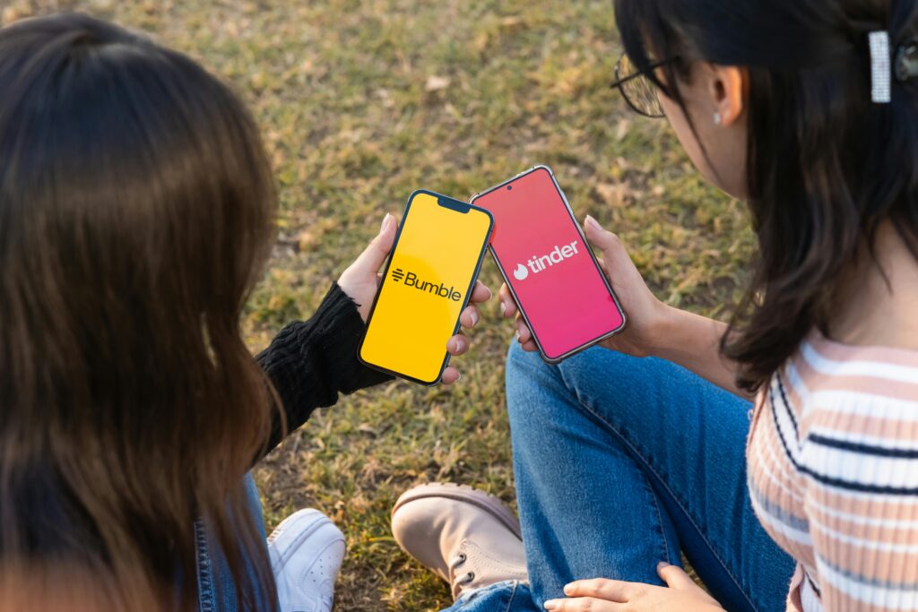Women using dating apps